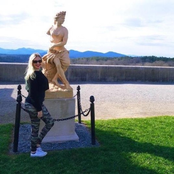 Meet your Posher, Brie - Picture 5 of 6